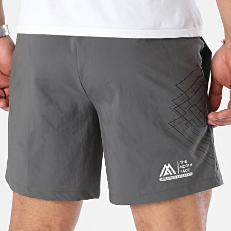 The North Face - Pantaloncini da jogging con grafica intrecciata A87JN Grigio antracite