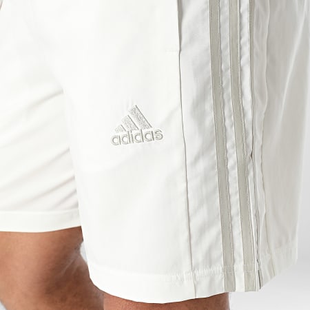 Adidas Sportswear - Short Jogging A Bandes Chelsea IS1395 Beige