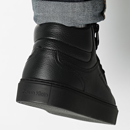 Calvin Klein - Baskets Montantes High Top Lace Up With Zip 1476 Triple Black
