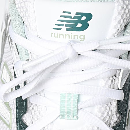 New Balance - Baskets MR530RB White