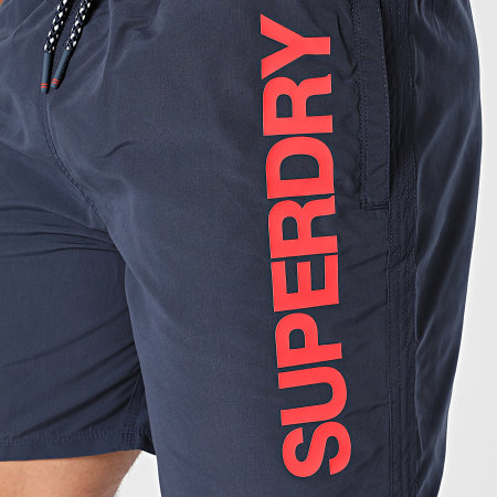 Superdry - Short De Bain Sport Graphic 17 M3010236A Bleu Marine Rouge