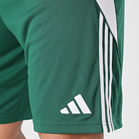 Adidas Sportswear - Pantaloncini da jogging Tiro24 IS1410 Verde