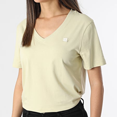 Calvin Klein - Tee Shirt Col V Femme 2560 Vert Clair