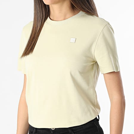 Calvin Klein - Tee Shirt Femme Embroidery Badge Regular 3226 Vert Clair