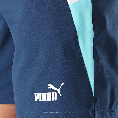Puma - OM Pantaloncini da jogging in tessuto 777113 blu navy