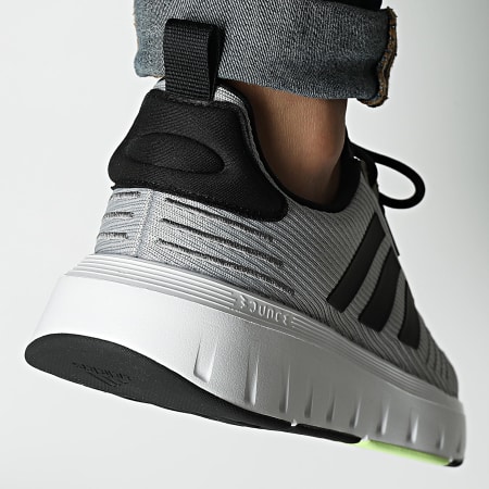 Adidas Sportswear - Baskets Swift Run 23 ID3011 Grey Two Core Black