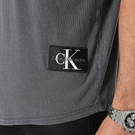Calvin Klein - Tee Shirt 5207 Gris