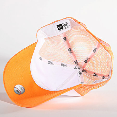 New Era - Attivista Cappello stile camionista LA 60435092 Bianco Arancione