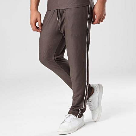 Frilivin - Polo a maniche corte e set di pantaloni da jogging marrone