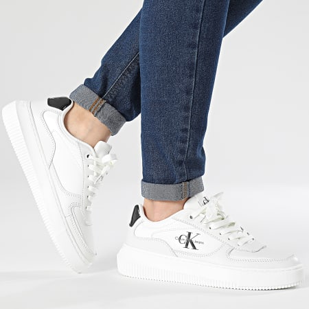 Calvin Klein - Baskets Femme Chunky Cupsole Low 1410 Bright White Black