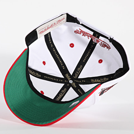 Mitchell and Ness - Cappellino NBA Tail Sweep Chicago Bulls HHSS7289 Bianco Rosso