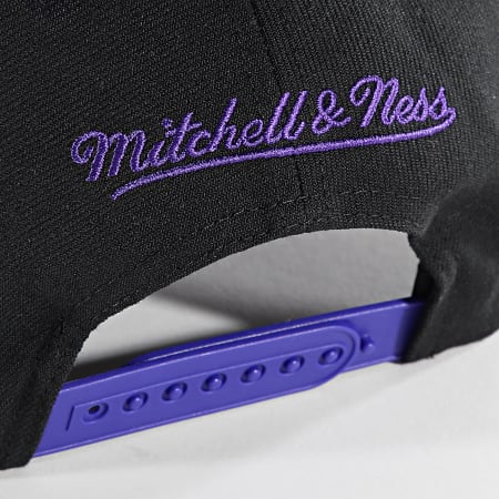 Mitchell and Ness - Casquette NBA Overbite Pro Los Angeles Lakers HHSS7310 Noir Violet