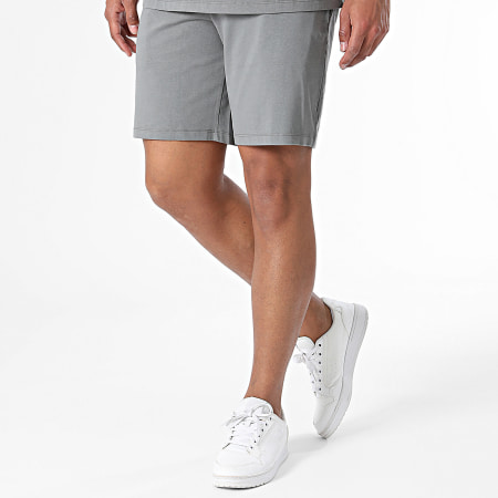 2Y Premium - Conjunto de camiseta oversize gris carbón y pantalón corto de jogging