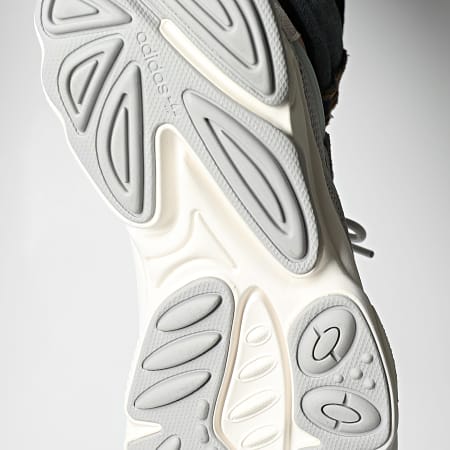 Adidas Originals - Baskets Ozweego ID3188 Grey Two Grey One Crystal White