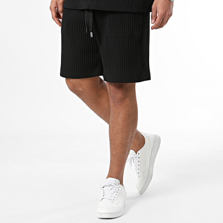 John H - Conjunto de camiseta oversize negra y pantalón corto de jogging