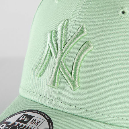 New Era - Casquette League Essential 9 Forty NY 60503379 Vert