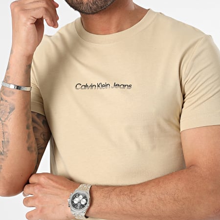 Calvin Klein - Tee Shirt 5676 Beige