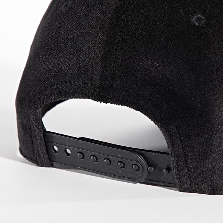 New Era - Casquette Femme 9Forty Velours NY 60503611 Noir