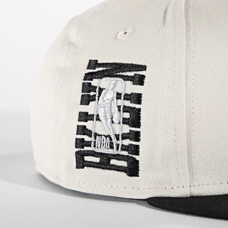 New Era - 9 Cincuenta Brooklyn Nets Snapback Cap 60503440 Beige Negro