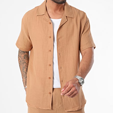 Mackten - Conjunto de camisa de manga corta camel y pantalón corto de jogging