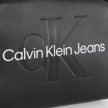 Calvin Klein - Sac A Main Femme Sculpted Camera Bag18 Mono 2220 Noir