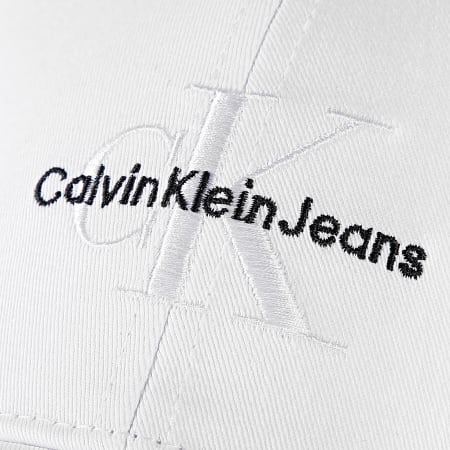 Calvin Klein - Casquette Moo Logo Embroidery 2180 Blanc