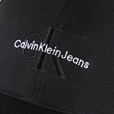 Calvin Klein - Casquette Moo Logo Embroidery 2180 Noir