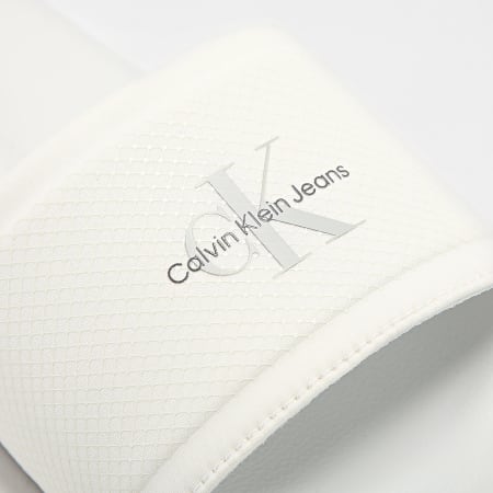 Calvin Klein - Slide Institutional Metallic 1018 Bright White O Mushroom S Front