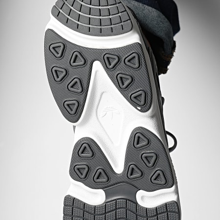 Adidas Originals - Baskets Ozmillen IF3448 Grey Four Grey Three Crystal White