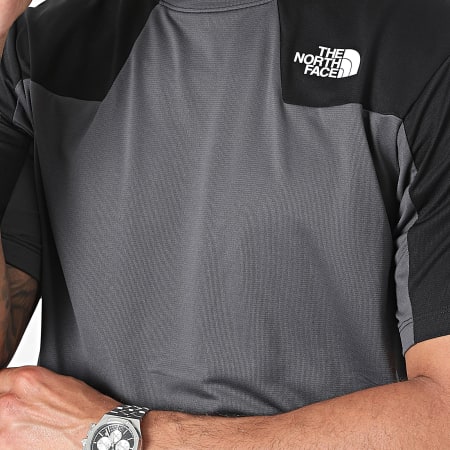 The North Face - Conjunto de camiseta y pantalón corto A87JJ A87JM Negro Gris