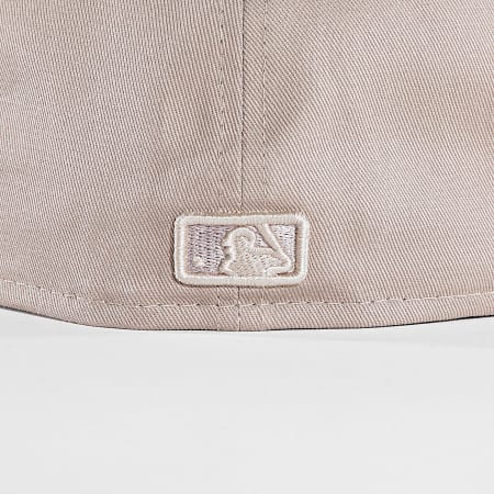 New Era - Cappello Fitted League Essential 59Fifty LA 60503401 Beige