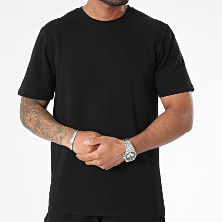 Black Industry - Zwart oversized T-shirt en joggingshortset