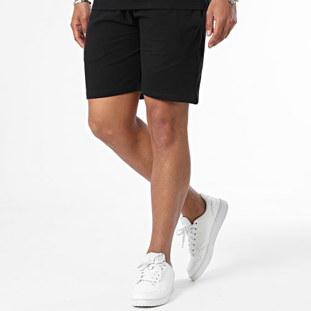 Black Industry - Zwart oversized T-shirt en joggingshortset