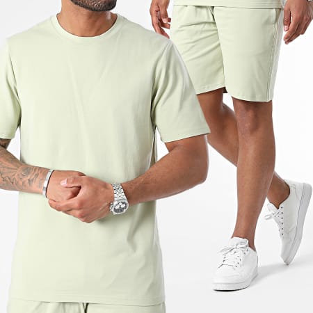 Black Industry - Set composto da t-shirt oversize e pantaloncini da jogging verde chiaro