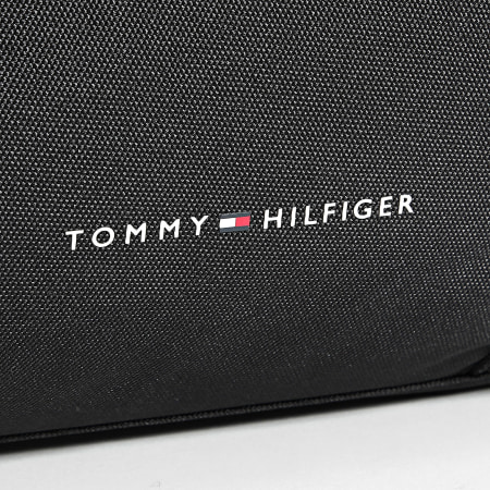 Tommy Hilfiger - Element Duffle 2454 Borsa da viaggio nera