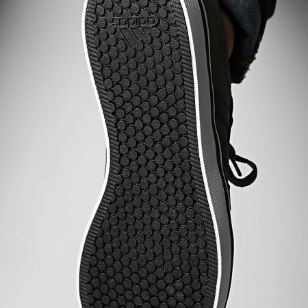 Adidas Sportswear - Baskets VS Pace 2.0 HP6002 Olive Strata Core Black Footwear White