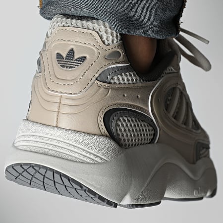 Adidas Originals - Baskets Ozmillen IE3517 Aluminium Magic Beige Grey Three