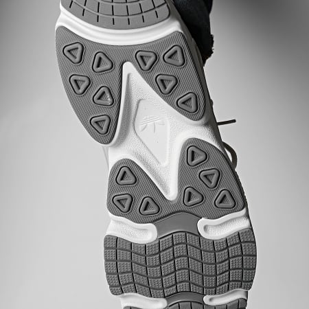 Adidas Originals - Baskets Ozmillen IE3517 Aluminium Magic Beige Grey Three