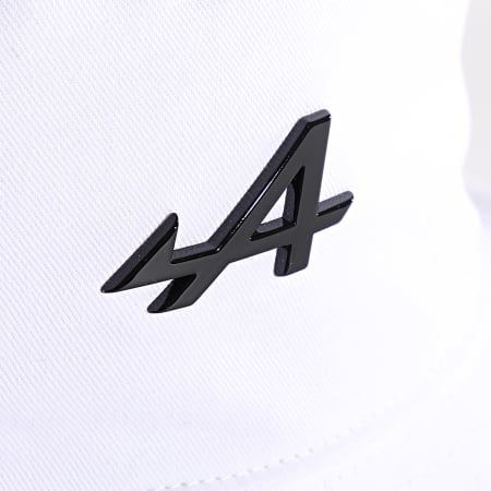 New Era - Bob Metal Badge Tapered Alpine 60566049 Blanc