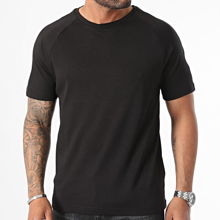 Calvin Klein - T-shirt met strepen logoband 3066 zwart