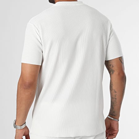 Ikao - Wit T-shirt en witte broek