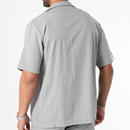 Uniplay - YC088-YC089 Conjunto de camisa de manga corta a rayas gris y pantalón corto chino