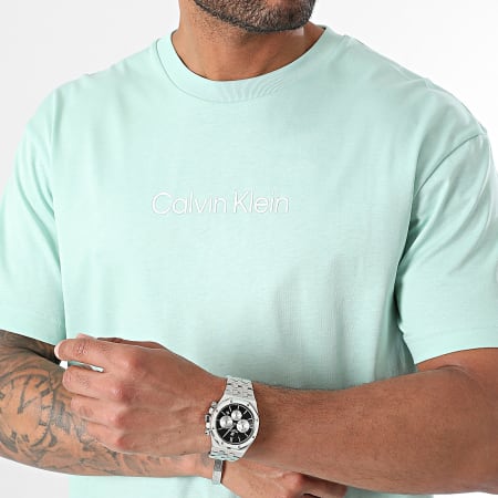 Calvin Klein - Tee Shirt Hero Logo Comfort 1346 Vert Clair