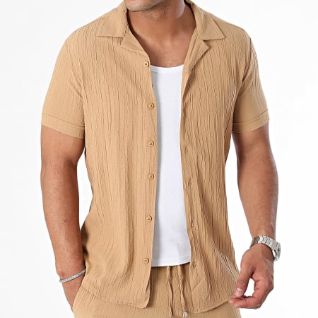 Mackten - Camel shirt met korte mouwen en gestreepte joggingshortset