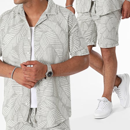 Mackten - Set kakigroen shirt met korte mouwen en joggingbroek