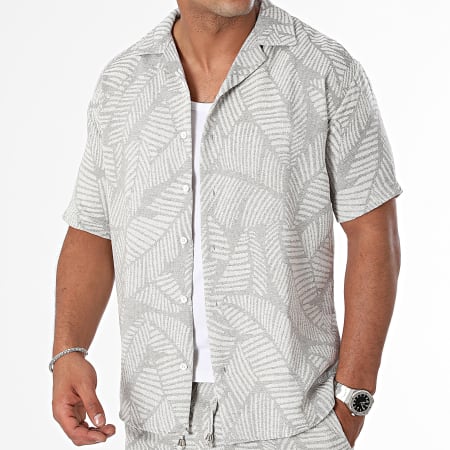 Mackten - Set camicia a maniche corte e pantaloncini da jogging grigio chiaro