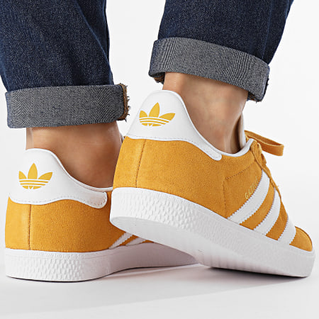 Sneakers Basket Gazelle Jaune Femme Adidas Originals Baskets Femme