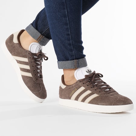 Adidas Originals - Baskets Femme Gazelle J IG4392 Earth Strata Wonder White Off White
