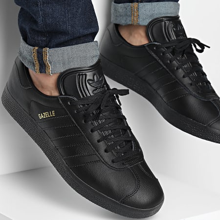 Adidas Originals - Gazelle BB5497 Core Black Gold Metallic Sneakers