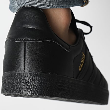 Adidas Originals - Gazelle BB5497 Core Black Gold Metallic Sneakers